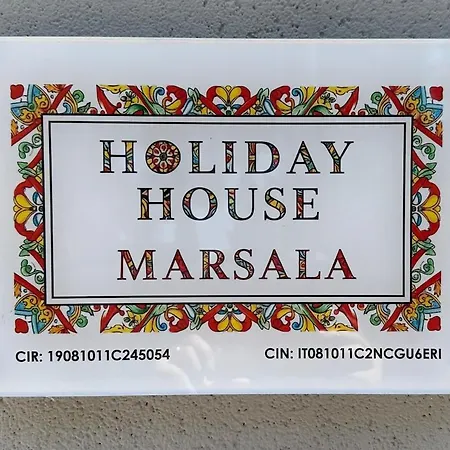 House Nyaraló